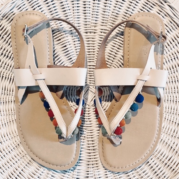 Top Shop Hippie Pom Pom Sandal - Picture 4 of 6